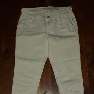 White Capri Boyfriend Jeans